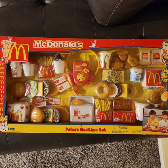 McDonald's Other - New Rare 2001 McDonald's 50 Piece Play Mealtime Set